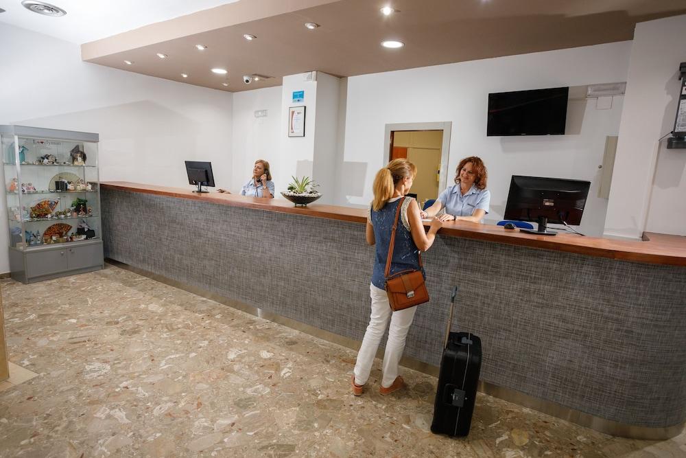 Hotel Tres Anclas Gandía Εξωτερικό φωτογραφία