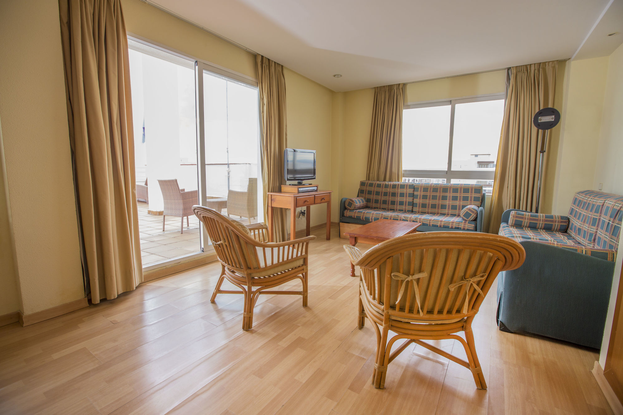 Hotel Tres Anclas Gandía Εξωτερικό φωτογραφία