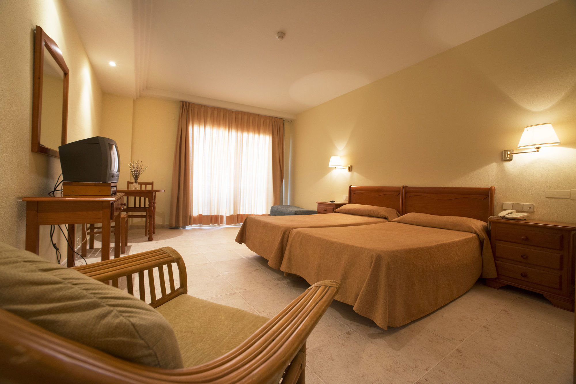 Hotel Tres Anclas Gandía Εξωτερικό φωτογραφία