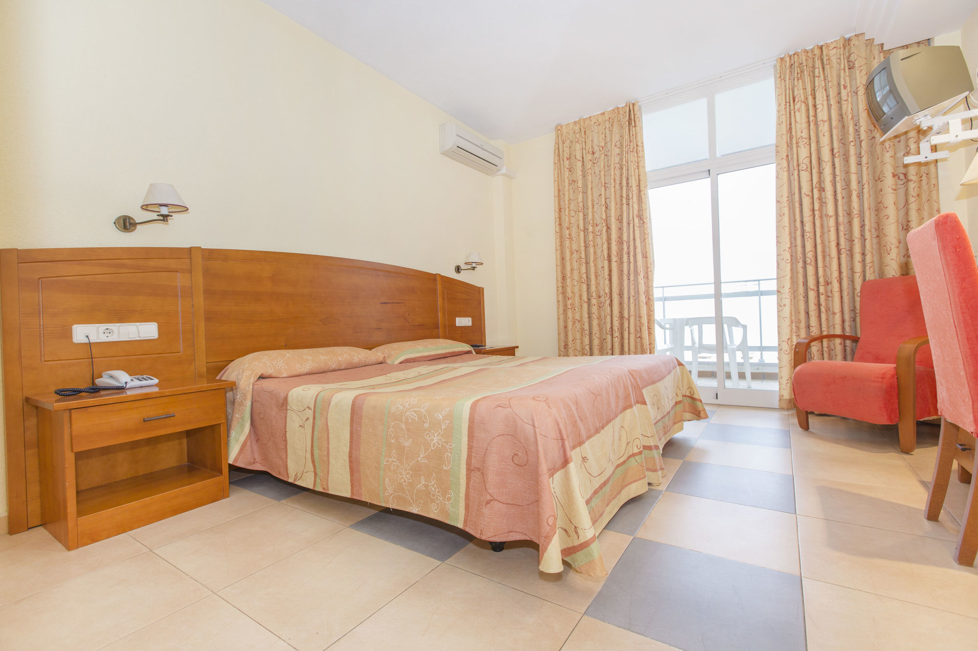 Hotel Tres Anclas Gandía Εξωτερικό φωτογραφία